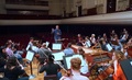 ポーランドのワルシャワ・フィルハーモニーホールで行われたキーウ交響楽団のリハーサルの様子（2022年4月19日撮影）。(c)JANEK SKARZYNSKI / AFP