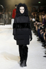 フランス・パリ市内で発表された「モンクレール ガム・ルージュ（Moncler Gamme Rouge）」12/13年秋冬コレクション（2012年3月8日撮影）。(c)Moncler Gamme Rouge