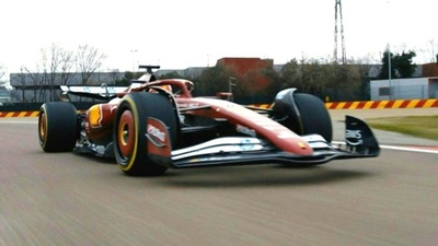 動画:ハミルトンがフェラーリ新車を初走行 新天地での優勝に自信