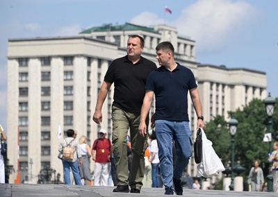 ロシア、徴兵年齢上限30歳に引き上げへ 下院が法案可決