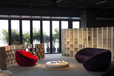 「ルイ・ヴィトン」ピエール・ポランの未発表家具を制作