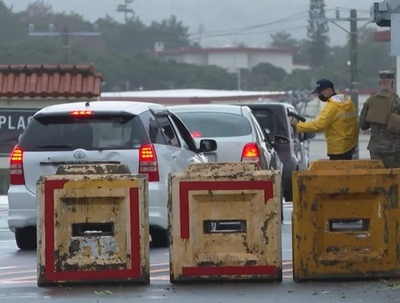 米軍横須賀基地が有害物を海に排出 地元住民が抗議
