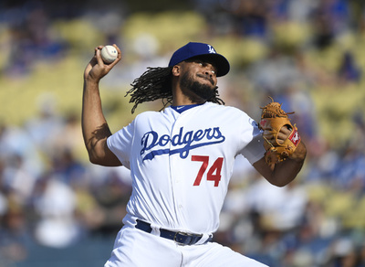 ドジャース守護神ジャンセン、コロナ感染明かす 遅れてキャンプ参加