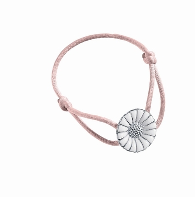 【特集：ジョージ ジェンセン】より可憐でフレッシュになって登場、人気のデイジーコレクション