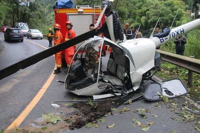 四川・峨眉山で小型ヘリが墜落、パイロットが軽傷
