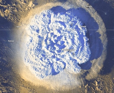 トンガ沖大規模噴火 日本や米西海岸でも津波観測