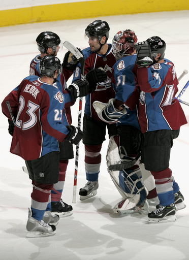 アバランチ 接戦制し連敗を5で止める