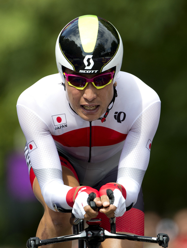 英国のウィギンスが金メダルを獲得、男子個人タイムトライアル