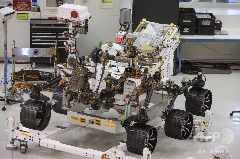 NASA、来年打ち上げの火星探査車「マーズ2020」公開 有人探査へ地ならし