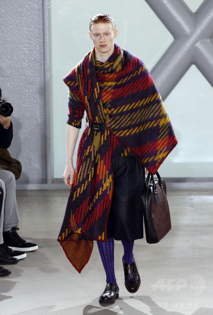 スコットランドのダンディズム×日本の幾何学模様、「イッセイ ミヤケ」15/16年秋冬メンズ