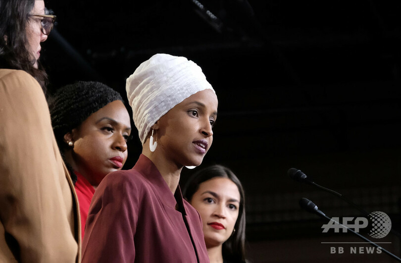 トランプ氏、今度は「嫌なら出ていけ」 非白人系女性議員ら反論、与党からも批判