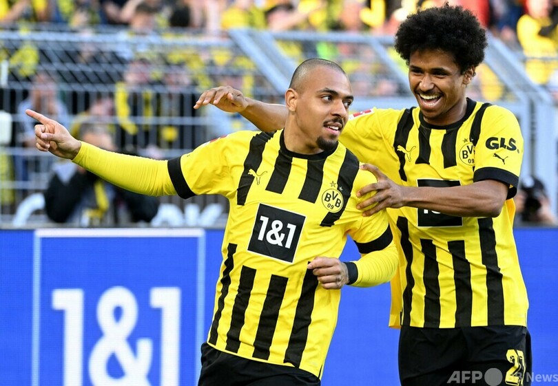 ドルトとバイエルンがともに大勝、勝ち点1差で残り2節