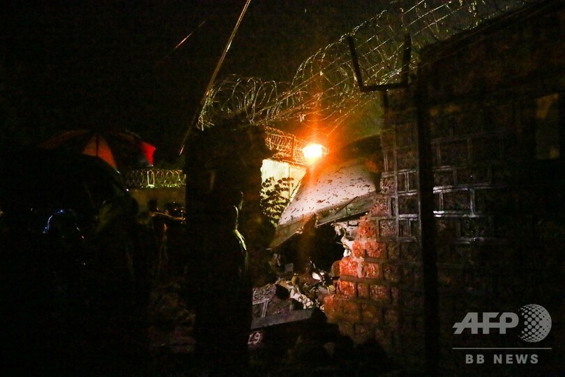 インド旅客機が着陸失敗 17人死亡、数十人負傷