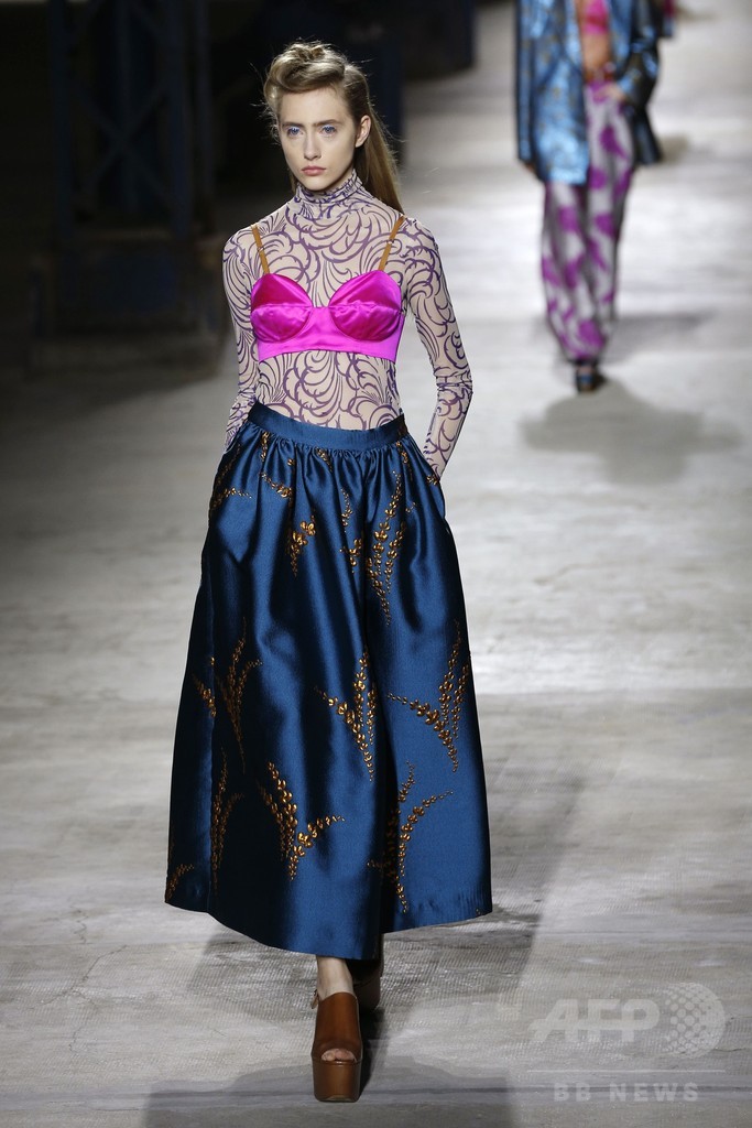 「ドリス ヴァン ノッテン」16年春夏コレクション