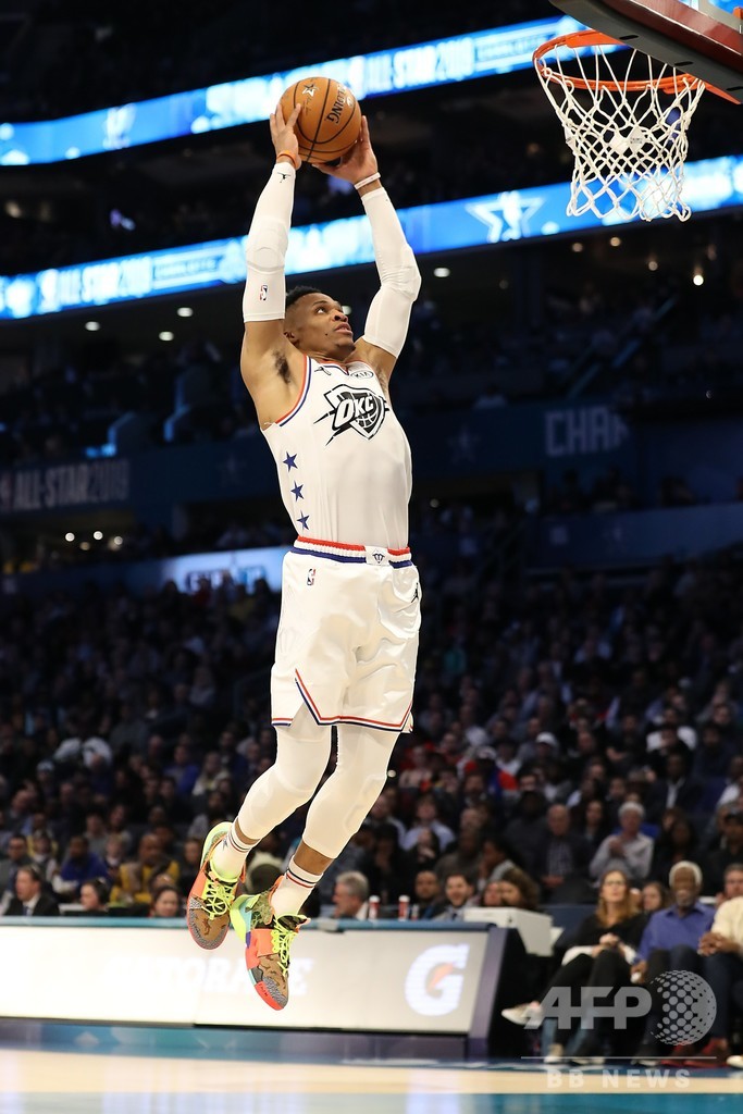 チームレブロンが20点差から逆転勝ち、MVPはデュラント NBA球宴