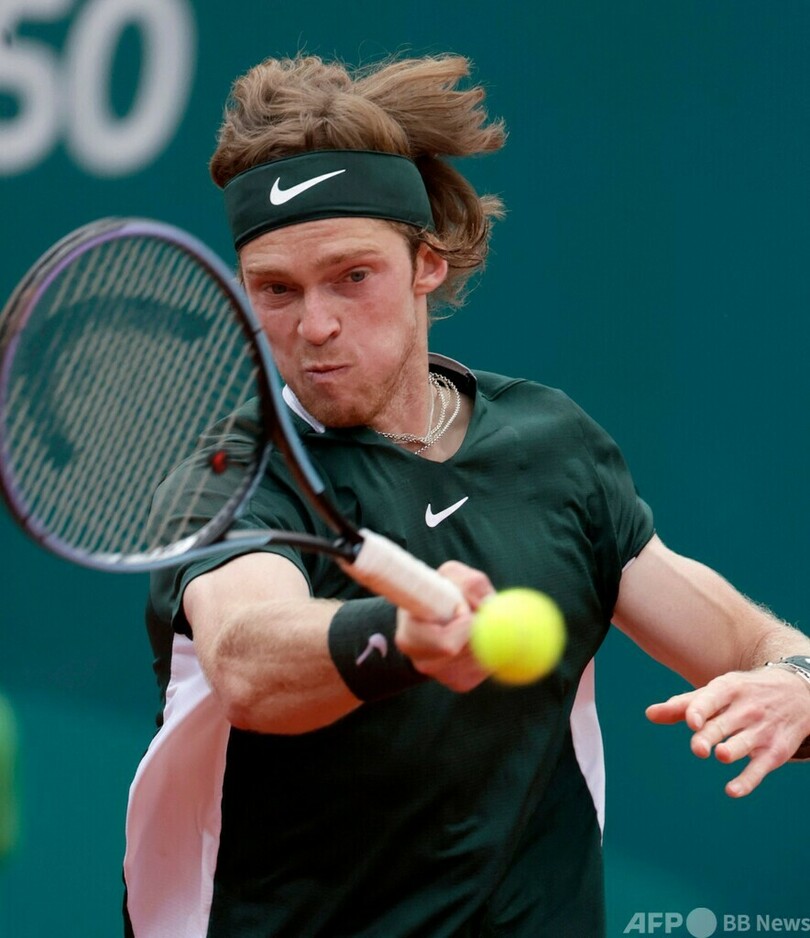 ジョコ「ガス欠」で今季初Vならず ルブレフがセルビアOP制す