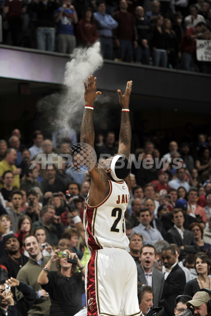 キャバリアーズ グリズリーズを下し9連勝