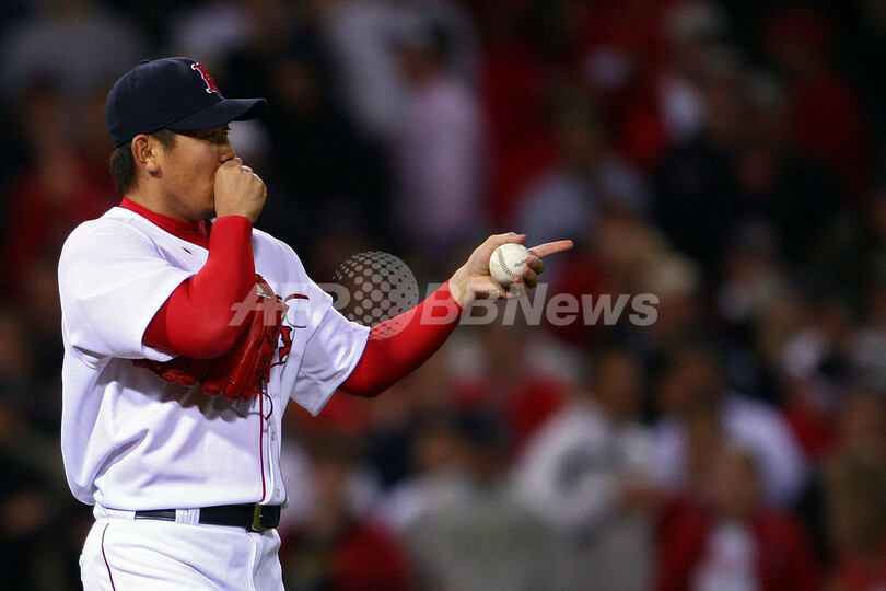 松坂5回2失点 レッドソックス3連勝でワールドシリーズヘ