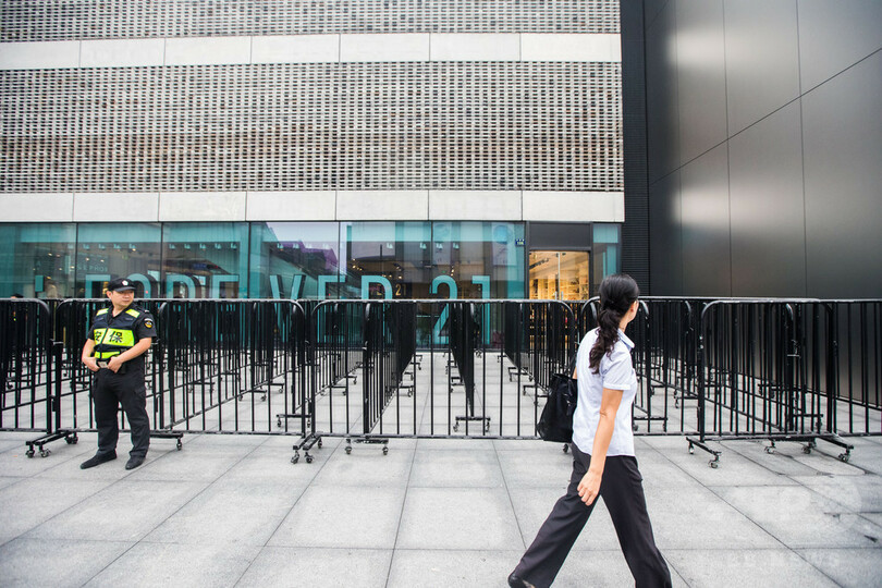 iPhone8発売、中国のアップルファンも冷静　行列ごくわずか