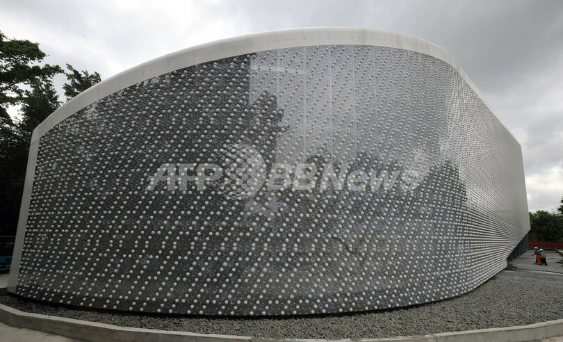 世界初ペットボトル製ホール、エキスポ目指し建築中 台北