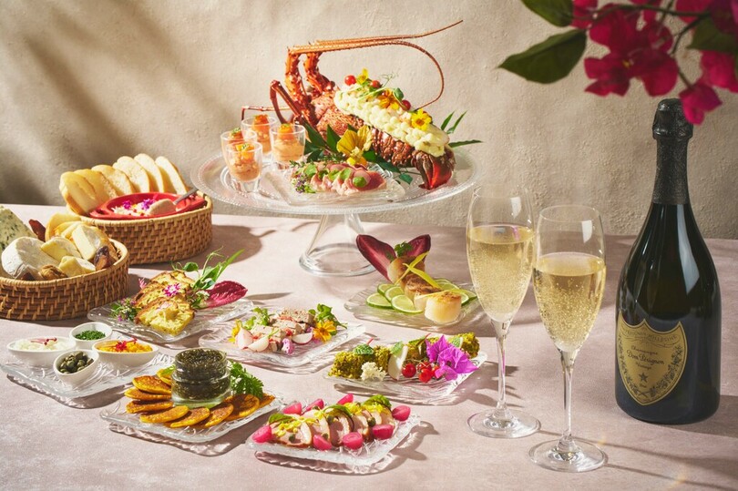 【シェラトン沖縄サンマリーナリゾート】リブランド10周年記念第1弾!～1日1組限定の海上プライベート空間で特別なお祝いを～貸切クルーズ「Premier Champagne Voyage」