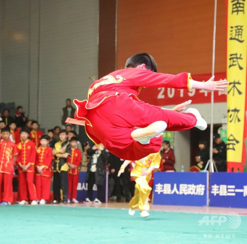 江蘇で武術大会 選手らが雄姿を競う