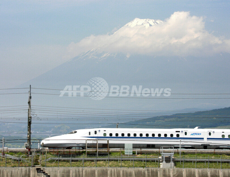 新型新幹線N700系、プレス試乗会でお披露目