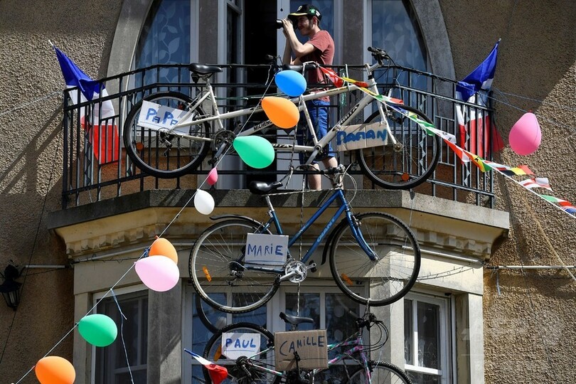 【AFP記者コラム】ツール・ド・フランス、情熱に生きる沿道サポーター