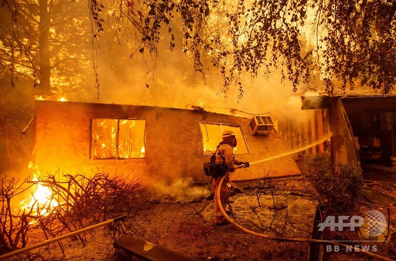 米加州の森林火災、ついに鎮火 死者87人、安否不明249人