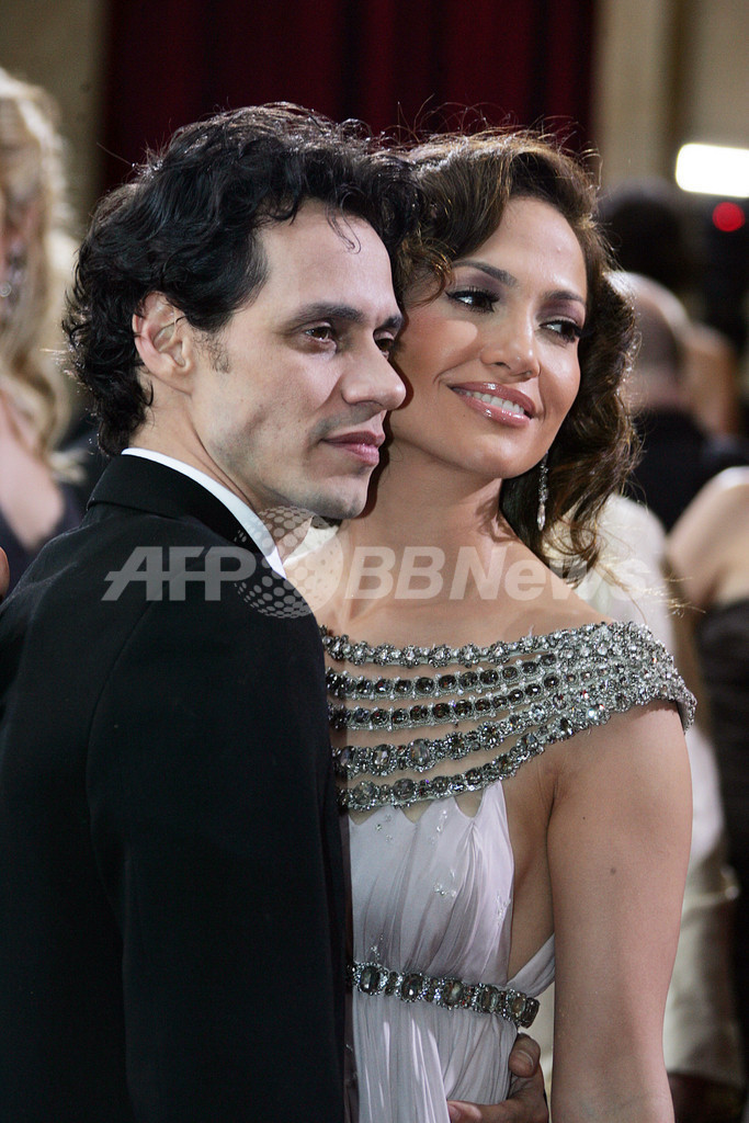 米女優・歌手ジェニファー・ロペス、妊娠を発表