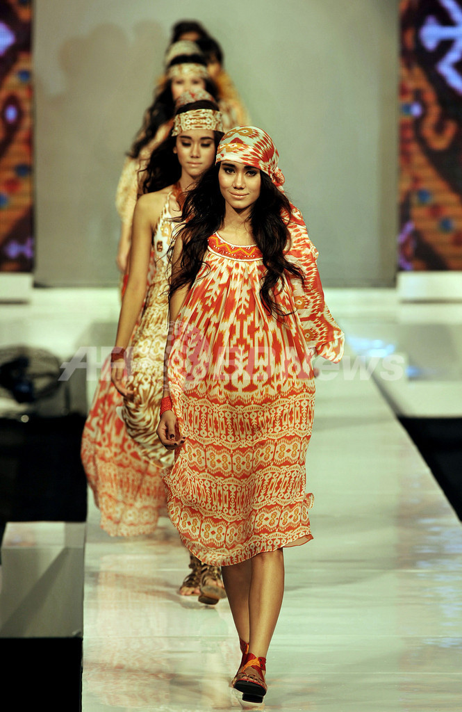 ＜ジャカルタ・ファッションウィーク＞Ghea Sukasahら、新作を発表