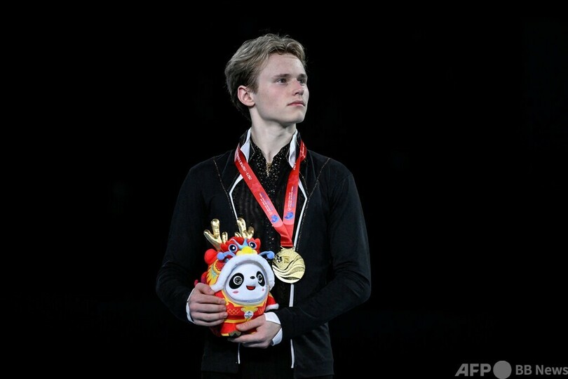 「4回転の神」マリニンがGPファイナル優勝、宇野2位 鍵山3位