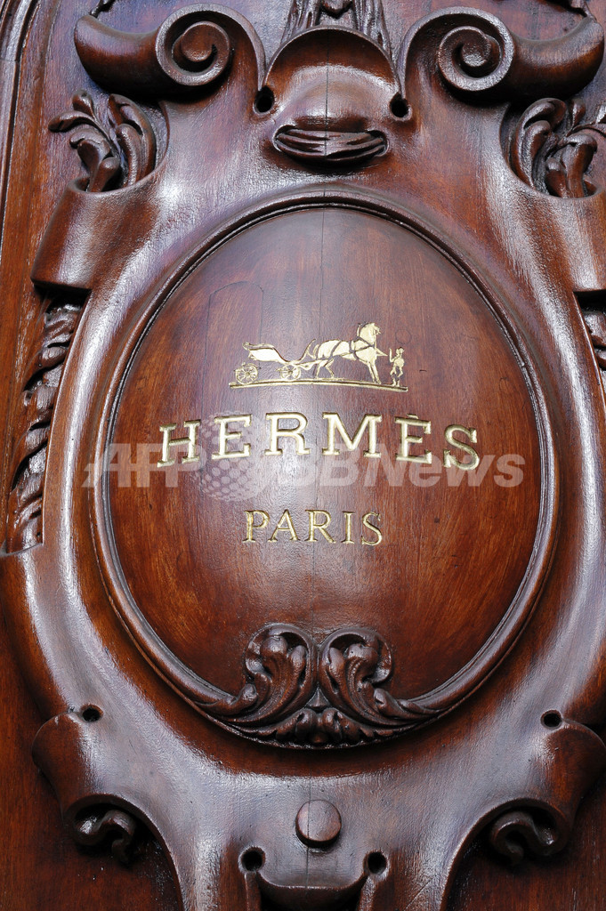 エルメス一族、持ち株会社設立でLVMHによる買収阻止へ