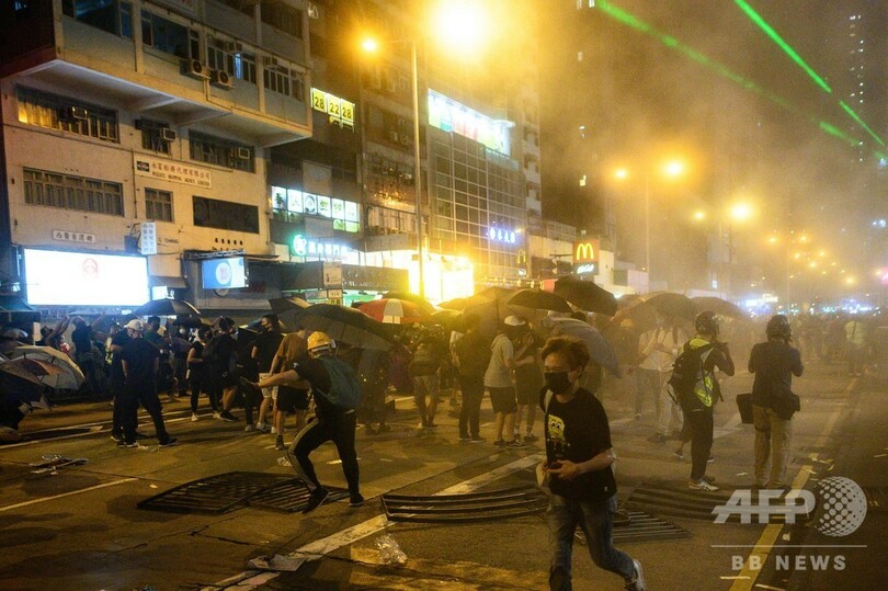香港で再び大規模デモ、改正案撤回も参加者納得せず