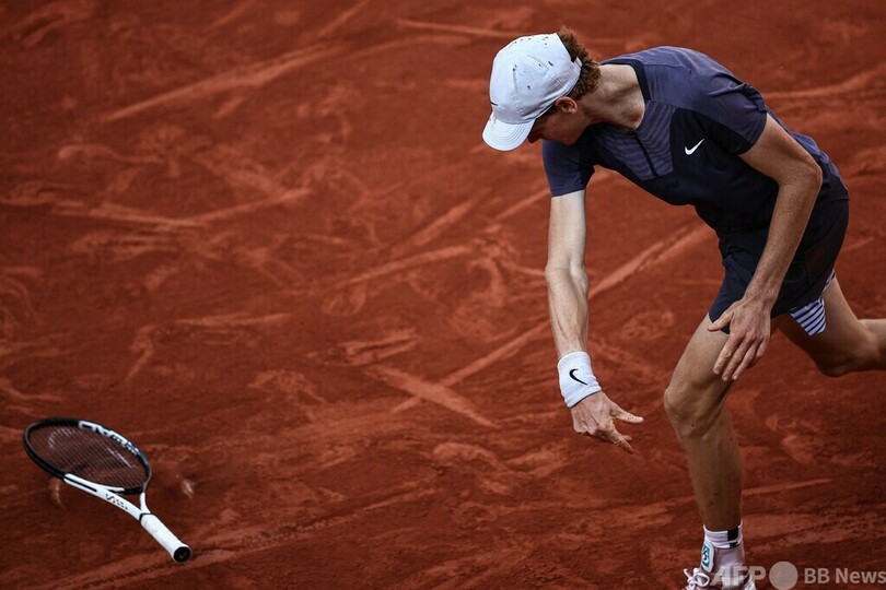 シナーが5時間半死闘の末敗退 ズベレフ、ルードは全仏3回戦へ