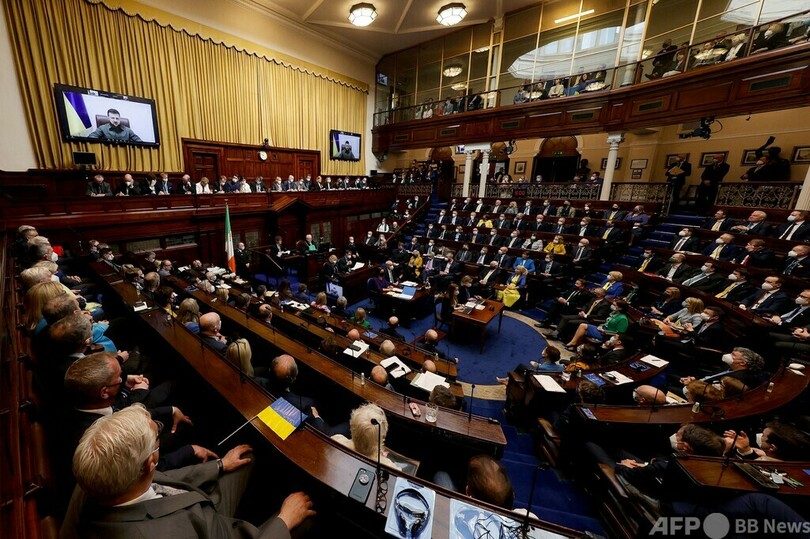 アイルランド、ウクライナ難民への支援金額引き下げ