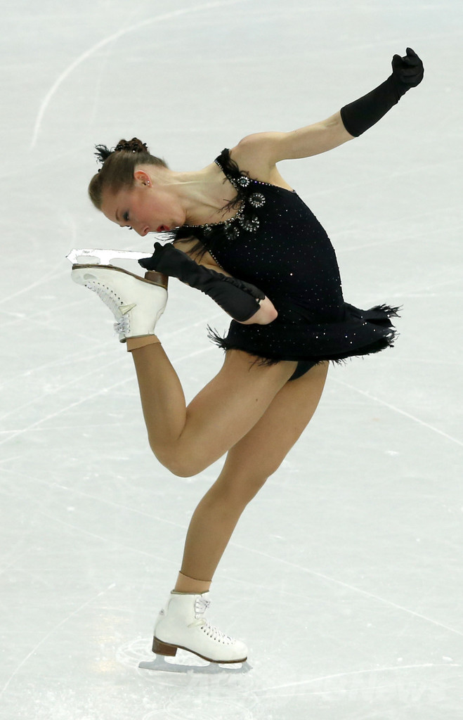 フィギュア団体戦・女子SPで9位のヴァインツィアール、ソチ五輪