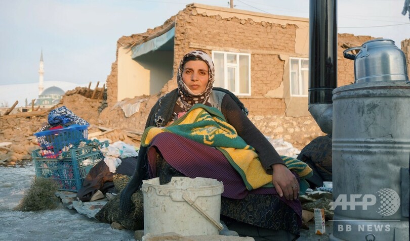 イランでM5.7の地震 65人負傷 国境付近のトルコで9人死亡