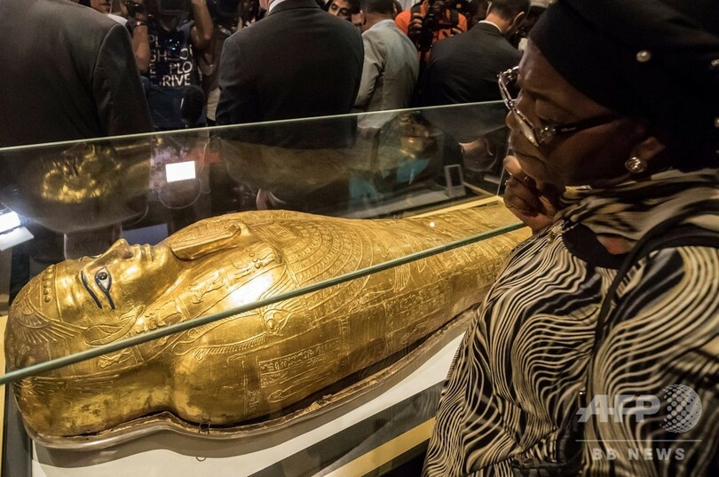 盗まれた黄金のひつぎ、米博物館から戻る 国立博物館で公開 エジプト