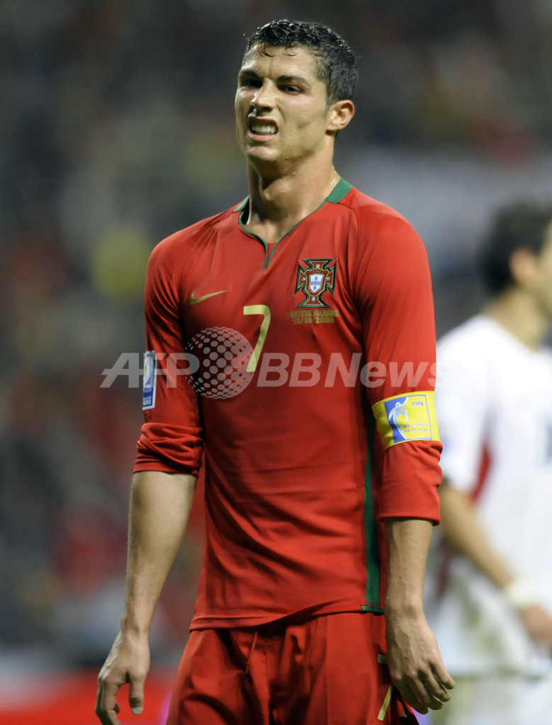 ポルトガル ホームでアルバニアと引き分ける、W杯予選