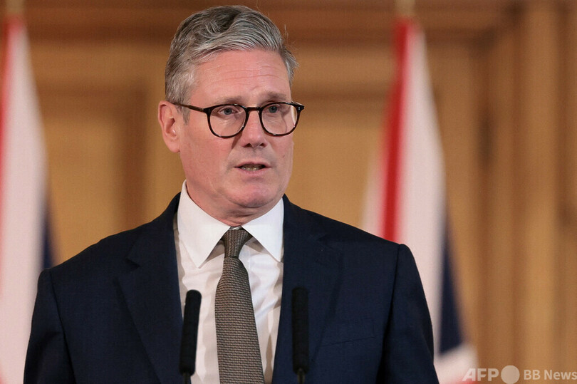 スターマー英新首相、ルワンダへの移民移送計画「廃止」