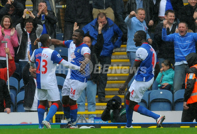 アーセナル ブラックバーンに逆転負け