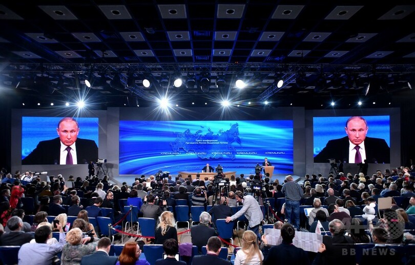 プーチン氏が交際宣言？「愛し愛される人いる」