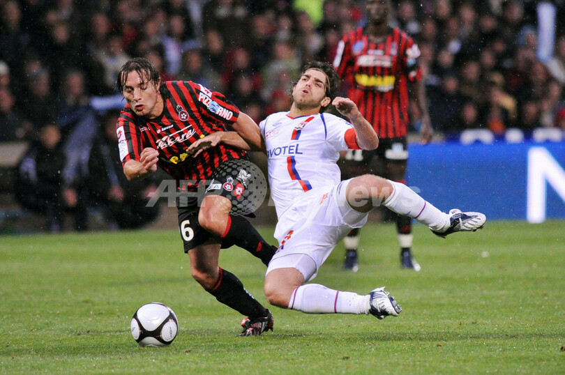 リヨン 試合終盤のベンゼマのゴールでニースに競り勝つ