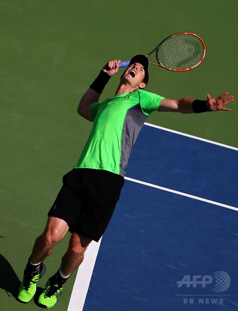 マレーが完勝で準々決勝進出、ドバイ・テニス選手権