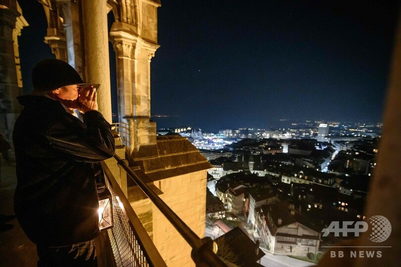 スイスの夜警、大聖堂の「警鐘」鳴らして市民に団結呼び掛け 新型ウイルス