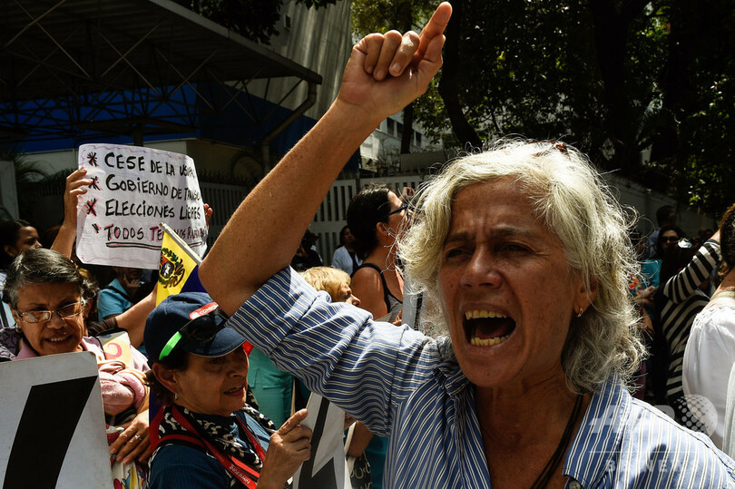 「マドゥロ氏に見切りを！」 ベネズエラ各地で大規模デモ