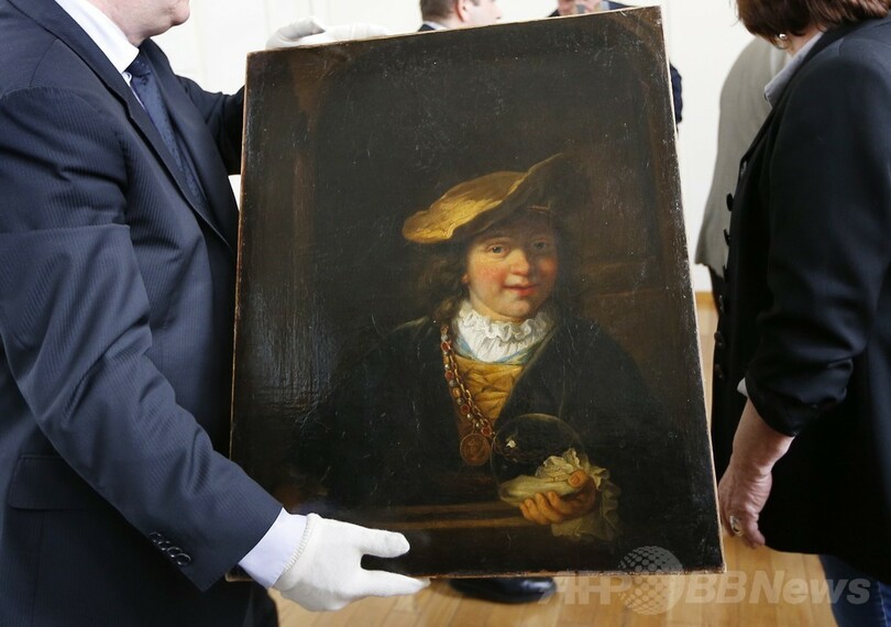 15年前に盗まれたレンブラントの絵画、公開