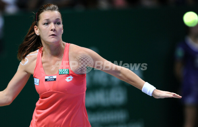 ラドワンスカがエラーニ退け準決勝進出、WTAツアー選手権