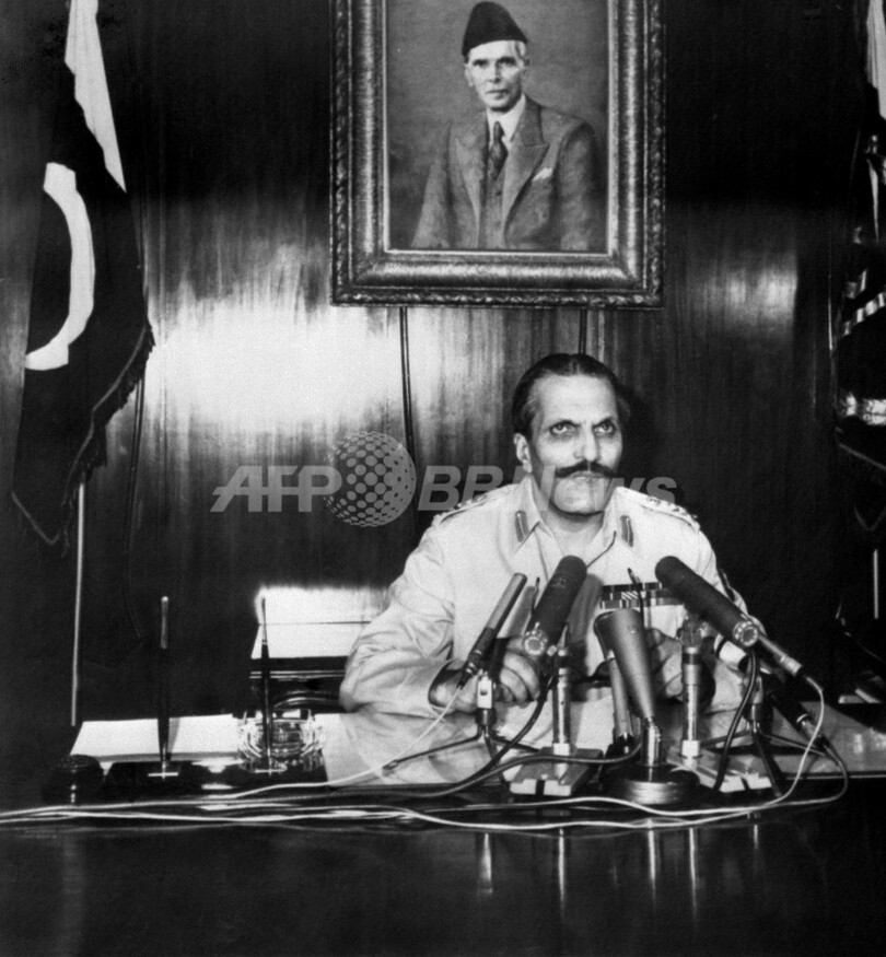 パキスタン独立後60年間で、文民統制はわずか25年